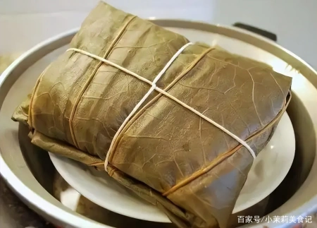 端午节，农村常见的15种“树叶”都能包粽子，味道清新，涨知识了-怎样用一片叶子包粽子